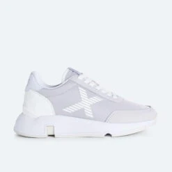 Zapatilla Casual MUNICH Versus Para Mujer Plata