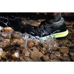 Zapatilla Marcha Nórdica NW 980 Negro Competición Impermeable -Tienda De Zapatos zapatilla marcha nordica nw 980 negro competicion impermeable 2